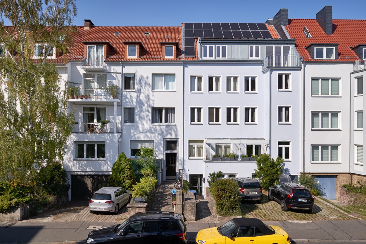 Hausverwaltung Referenzobjekt bundesweit — NICJ.BO